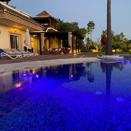 Palm Tree Golfers Retreat With Private Pool Apartment *