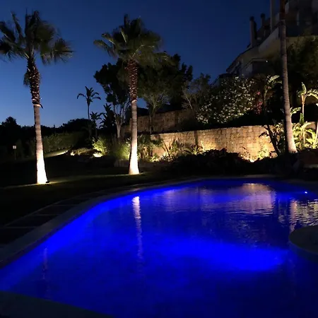 Apartment Palm Tree Golfers Retreat With Private Pool *
